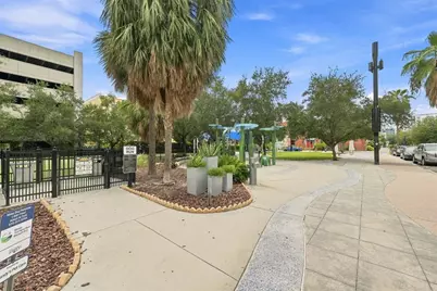 111 N 12th Street #1524, Tampa, FL 33602 - Photo 36