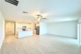 11414 Linden Depot Rd, San Antonio, FL 33576 - Photo 4