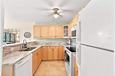 3301 Crystal Court E #D, Palm Harbor, FL 34685 - Photo 12