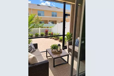 9568 Trumpet Vine Loop, New Port Richey, FL 34655 - Photo 2