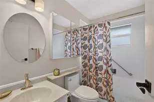 1802 Bedford Terrace, Sun City Center, FL 33573 - Photo 26