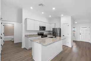 10405 Timbercrest Rd, Spring Hill, FL 34608 - Photo 2