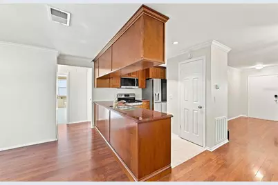 2581 Columbus Way S, Saint Petersburg, FL 33712 - Photo 10