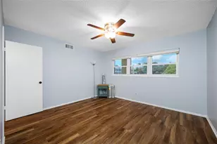 2258 World Pkwy Blvd W, Clearwater, FL 33763 - Photo 18