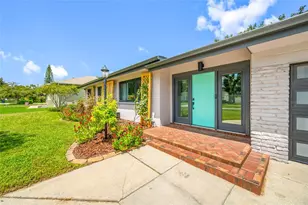 2121 W Farwell Dr, Tampa, FL 33603 - Photo 2