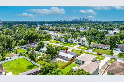 2121 W Farwell Drive, Tampa, FL 33603 - Photo 4
