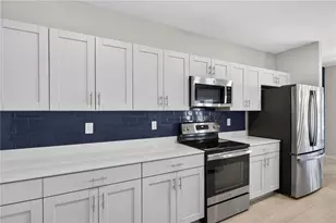 7860 Peace Lily Ave, Wesley Chapel, FL 33545 - Photo 6
