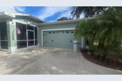 8002 Shaddock Place, Land O Lakes, FL 34637 - Photo 2