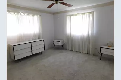 1400 57th Avenue N, Saint Petersburg, FL 33703 - Photo 22