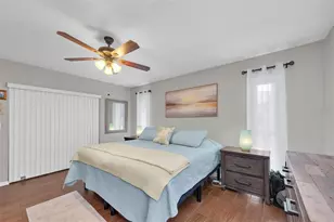 207 Amesbury Cir, Sun City Center, FL 33573 - Photo 28