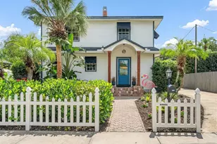 1350 26th Ave N, Saint Petersburg, FL 33704 - Photo 1