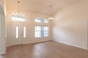 1435 Tawnyberry Ct, Trinity, FL 34655 - Photo 2