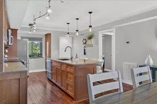 1805 Mariner Dr, Tarpon Springs, FL 34689 - Photo 8