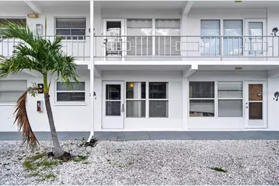1221 Drew Street #B7, Clearwater, FL 33755 - Photo 1