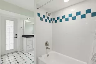 1358 Wexford Dr S, Palm Harbor, FL 34683 - Photo 32