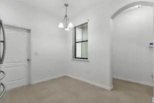 5179 Bay Isle Cir, Clearwater, FL 33760 - Photo 4