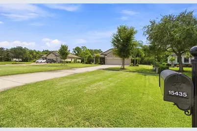 15435 Mulholland Road, Parrish, FL 34219 - Photo 2