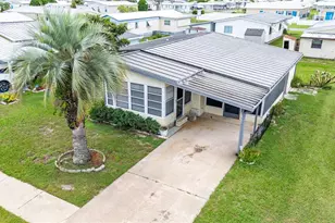 36346 Le Sabre Way, Zephyrhills, FL 33541 - Photo 2