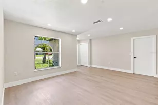 216 23rd St E, Bradenton, FL 34208 - Photo 16