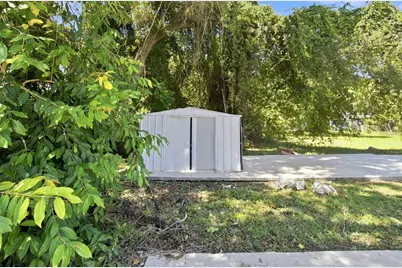 216 23rd Street E, Bradenton, FL 34208 - Photo 52