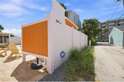 2706 Gulf Boulevard, Indian Rocks Beach, FL 33785 - Photo 46
