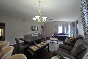 11422 Mountain Bay Dr, Riverview, FL 33569 - Photo 4