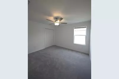 36590 Garden Wall Way, Zephyrhills, FL 33541 - Photo 32