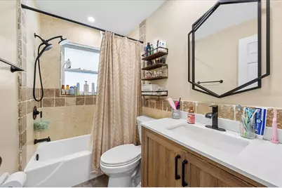 490 E Lake Drive, Largo, FL 33771 - Photo 26