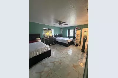 10909 W Elbow Drive, Tampa, FL 33612 - Photo 16