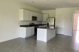 16621 Grotto Steam Pl, Wimauma, FL 33598 - Photo 2