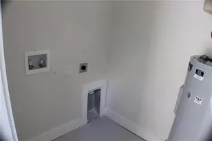 3712 N 36th St, Tampa, FL 33610 - Photo 30