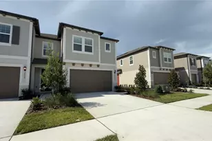36206 Obsidian Ln, Zephyrhills, FL 33541 - Photo 2