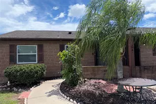 9523 Fieldview Cir, Thonotosassa, FL 33592 - Photo 1