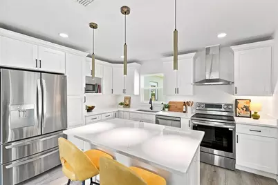 3230 Melton Street N, Saint Petersburg, FL 33704 - Photo 10