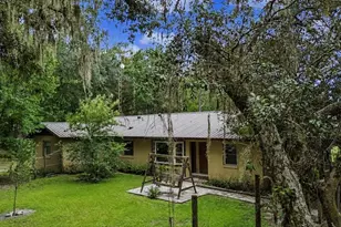 50 NE 120th Ave, Silver Springs, FL 34488 - Photo 1