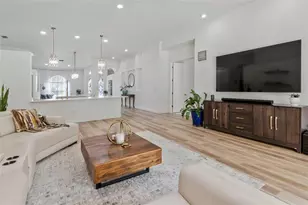 10017 Kingshyre Way, Tampa, FL 33647 - Photo 16