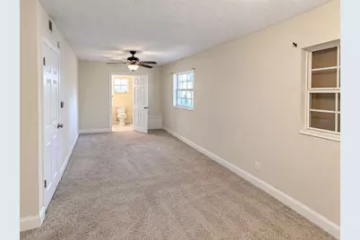 8915 59th Way N, Pinellas Park, FL 33782 - Photo 10