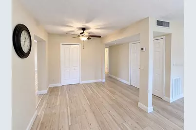 8915 59th Way N, Pinellas Park, FL 33782 - Photo 6