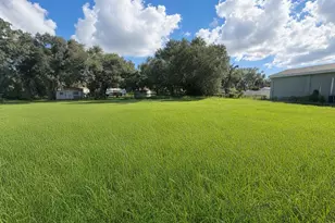 7707 Gibsonton Dr, Gibsonton, FL 33534 - Photo 1