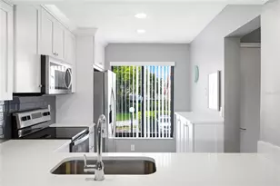6105 Palma Del Mar Blvd S, Saint Petersburg, FL 33715 - Photo 6