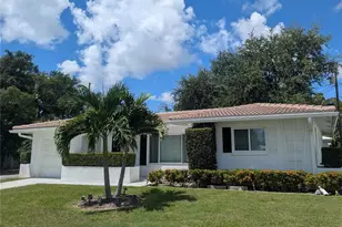 9460 45th Pl N, Pinellas Park, FL 33782 - Photo 1