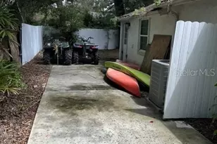1616 E Marks Dr, Tampa, FL 33604 - Photo 18