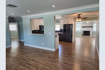 2347 Eastwood Drive, Clearwater, FL 33765 - Photo 2