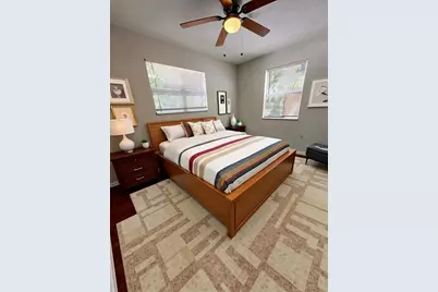 2401 Quincy Street S, Saint Petersburg, FL 33711 - Photo 14
