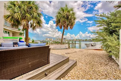 300 Bay Plz, Treasure Island, FL 33706 - Photo 54