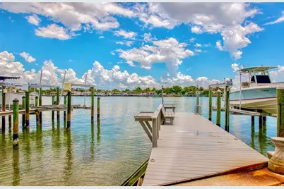 300 Bay Plz, Treasure Island, FL 33706 - Photo 60