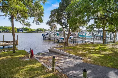 8809 Eagle Watch Drive, Riverview, FL 33578 - Photo 34