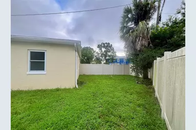 8330 Waverly Road N, Saint Petersburg, FL 33702 - Photo 24