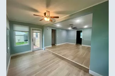 8330 Waverly Road N, Saint Petersburg, FL 33702 - Photo 8