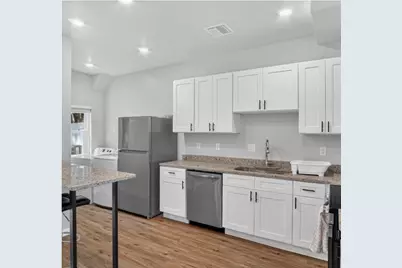 1931 Oxnard Court, Tampa, FL 33612 - Photo 14